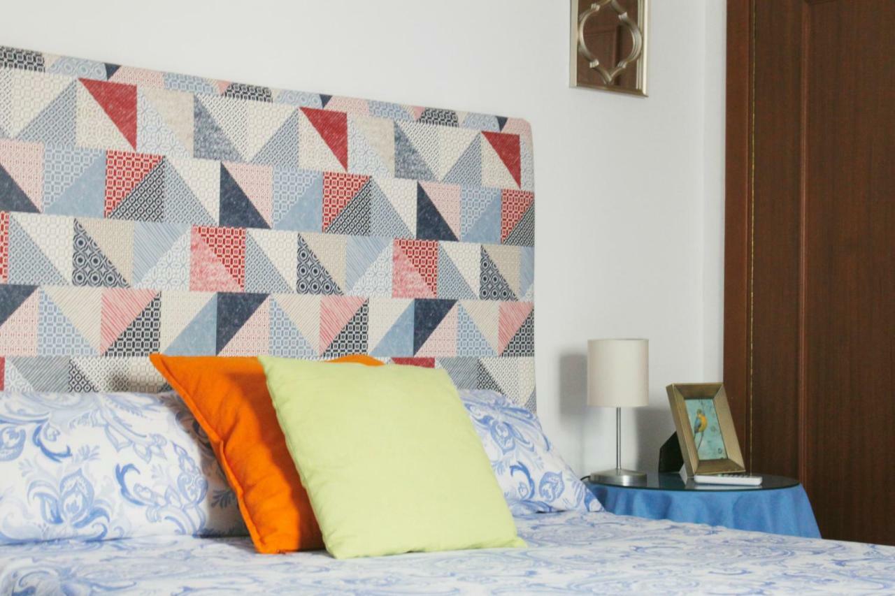 סביליה Azahar Apartamentos Triana V מראה חיצוני תמונה